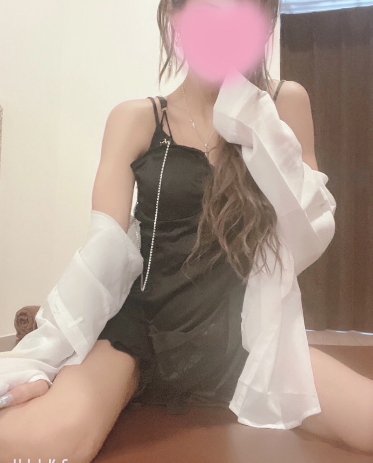 ☆☆☆愛想よく魅力的な笑顔を絶やさない明るい性格のセラピスト！！ ゆりあさん入店！！